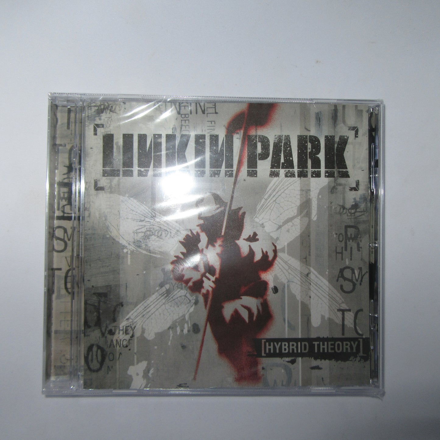 Hybrid Theory + Extra Jewel Case provided for free