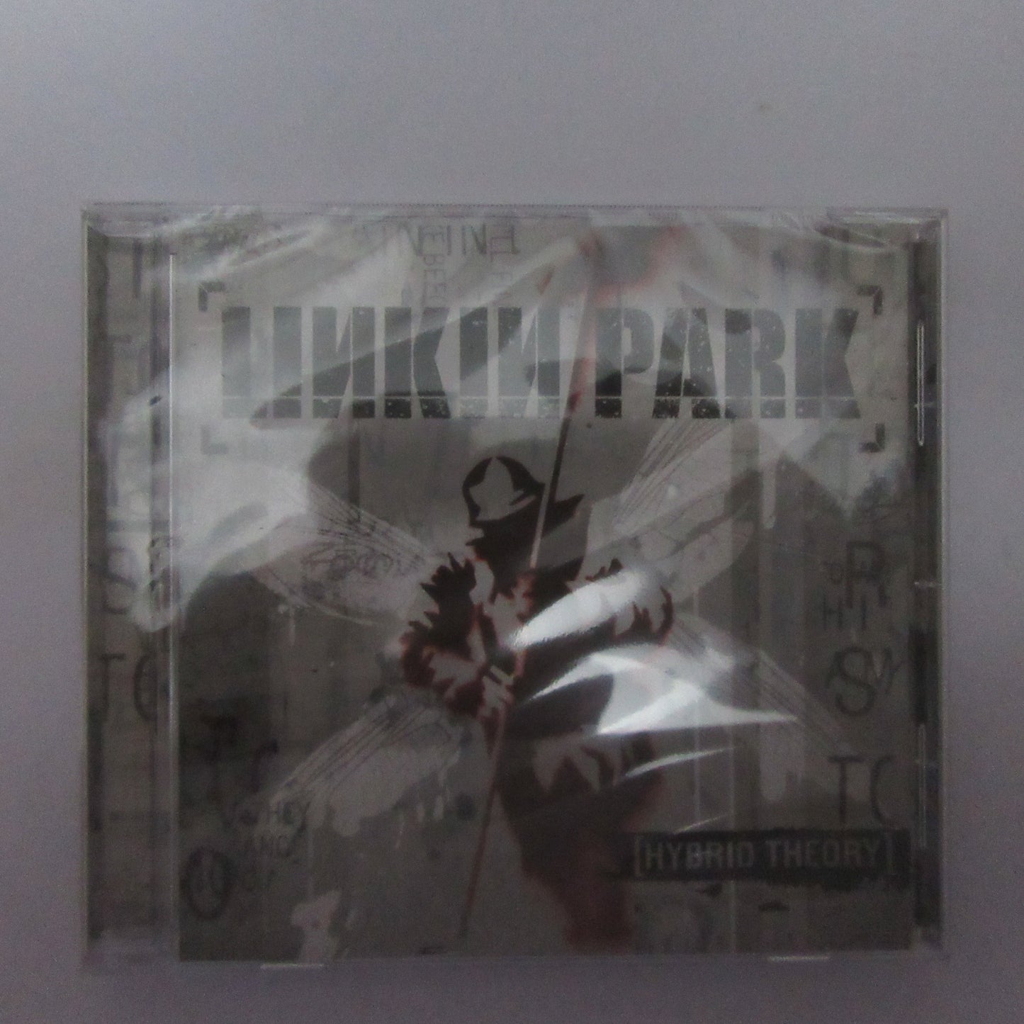 Hybrid Theory + Extra Jewel Case provided for free
